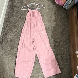 Romper with pockets! Super cute and comfy